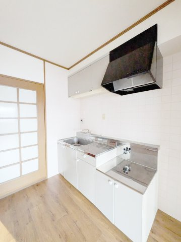 グリーンゼファーのキッチン