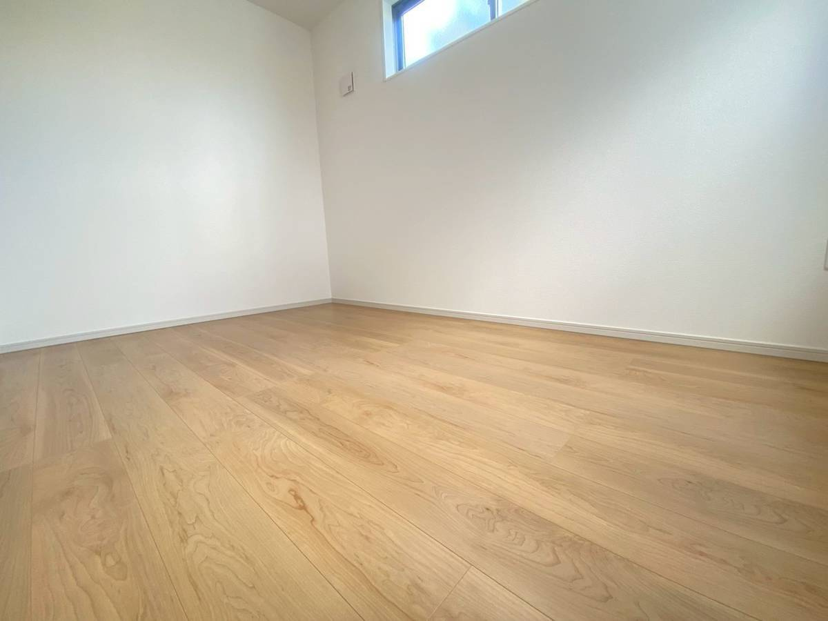 島本町広瀬二丁目2期1号地のその他|洋室B（約4.3帖）。納戸タイプですが、通常の居室としての利用に十分な広さです。