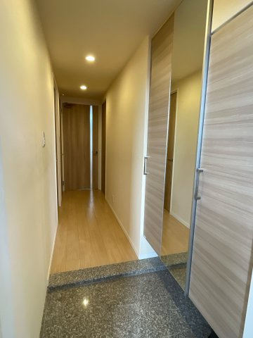 アルファステイツ福山駅前IIの玄関