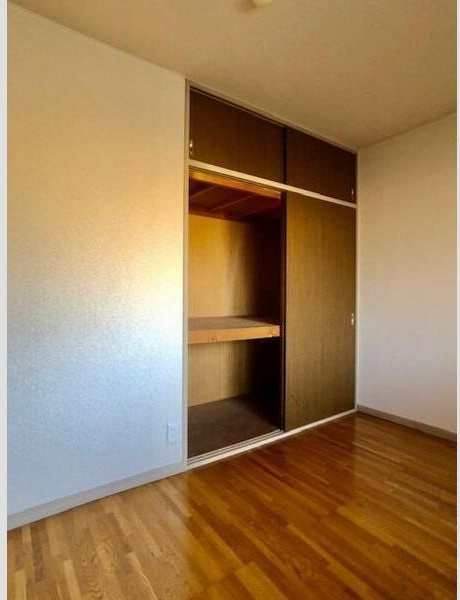ハイツ・エスポアールの収納|たっぷりとした収納スペースです