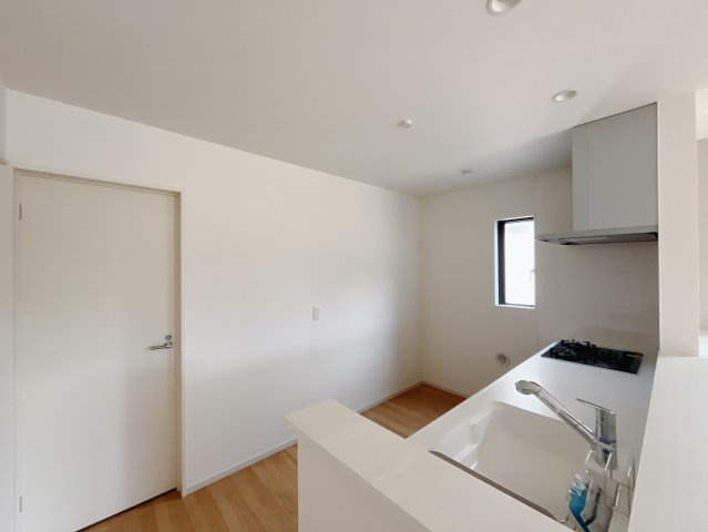 【新築戸建】伊勢崎市宮子町のダイニング|■ダイニング｜【ダイニングなのに】お家にいるけどおしゃれなカフェに来ているような感覚になってしまうカフェカウンター☆