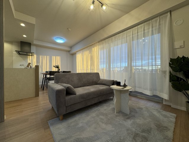 【居間・リビング】ＢＥＬＩＳＴＡ吉島 