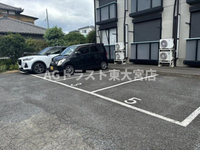 【駐車場】 | 積水ハウスシャーメゾン シャトルアズマ