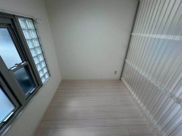 ベルトピア東灘の内装|明るい室内です