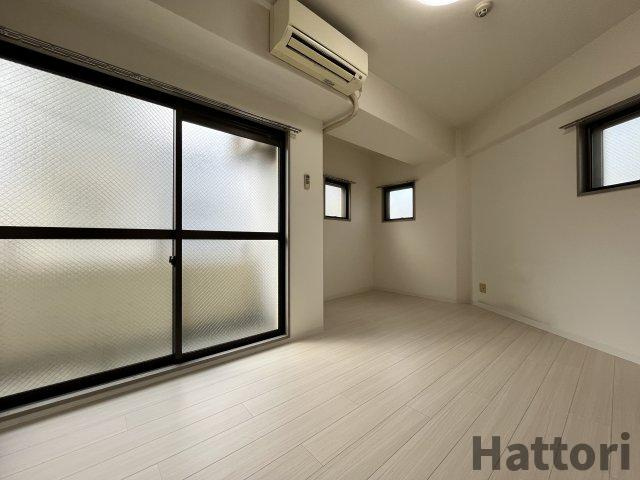 メゾンクレストの居間・リビング