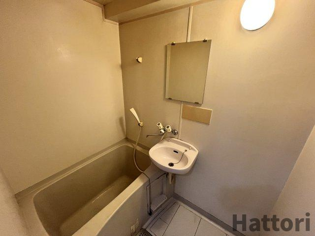 メゾンクレストの浴室