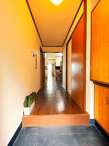 東熱海シーサイドハイツの玄関