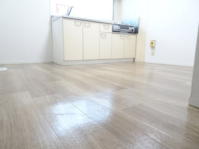 クレールⅡの居間・リビング