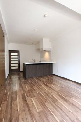 【居間・リビング】 | E.Toneハイツ