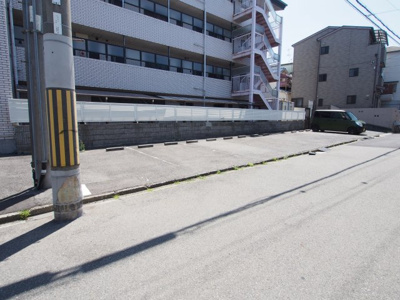 【駐車場】 | E.Toneハイツ