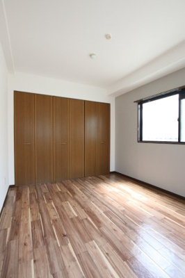 【寝室】 | E.Toneハイツ