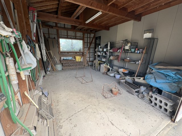 高野2丁目中古戸建の駐車場