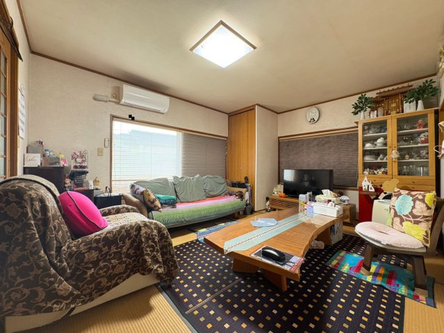 高野2丁目中古戸建の居間・リビング