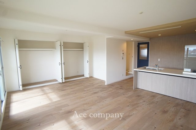 【居間・リビング】の画像