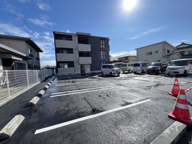 パーシモン駅南Ⅱの駐車場