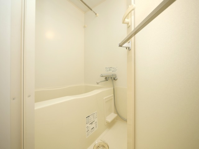 プラウドフラット新大阪の浴室