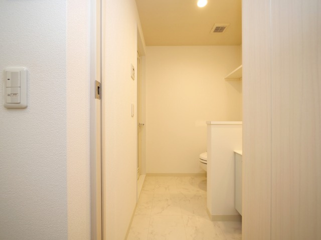 プラウドフラット新大阪の洗面所