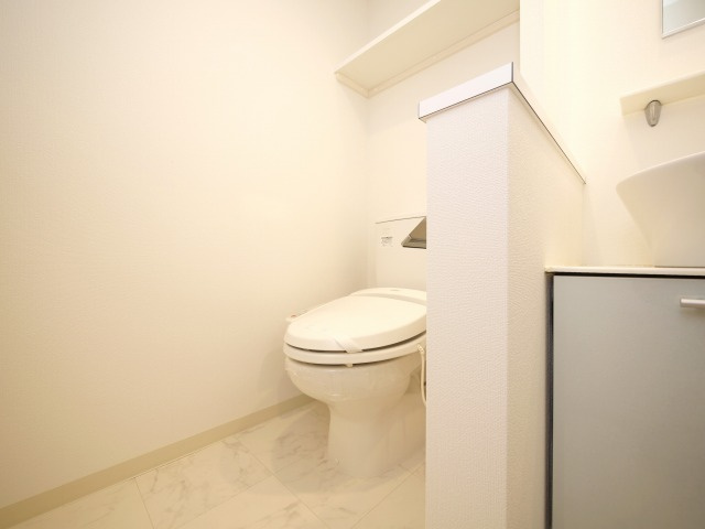 プラウドフラット新大阪のトイレ