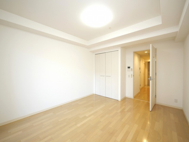 プラウドフラット新大阪の居間・リビング