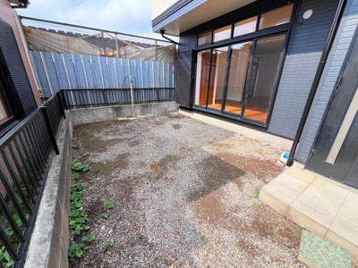 【庭】 | 川口市南鳩ヶ谷2丁目リノベ戸建 | たまにはお庭で休日を過ごしてみるのもよいかもしれません