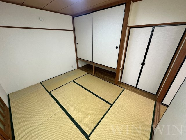 東マンションの寝室|イメージ（同建物内別部屋の写真です）
