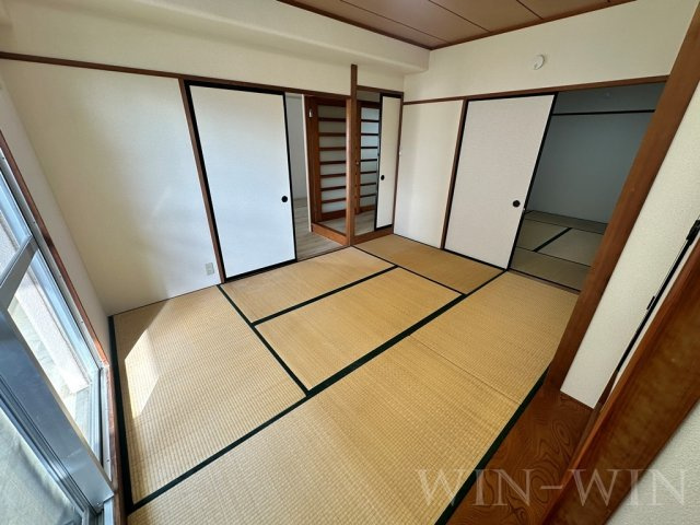 東マンションの寝室|イメージ（同建物内別部屋の写真です）