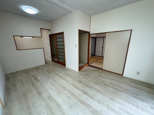 東マンションの居間・リビング|イメージ（同建物内別部屋の写真です）