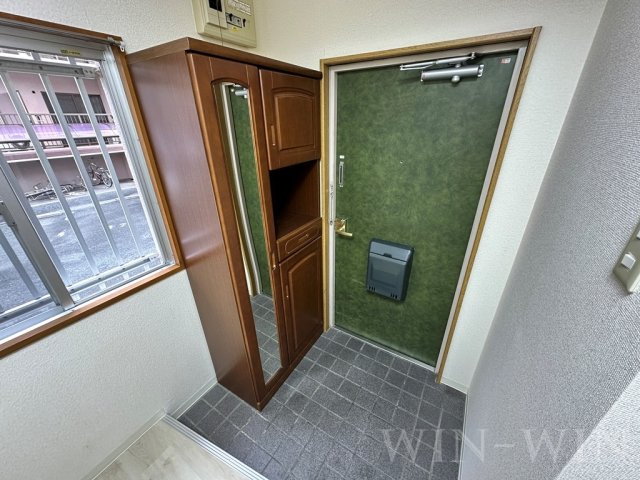 東マンションの玄関|イメージ（同建物内別部屋の写真です）