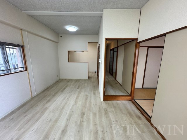 東マンションの居間・リビング|イメージ（同建物内別部屋の写真です）