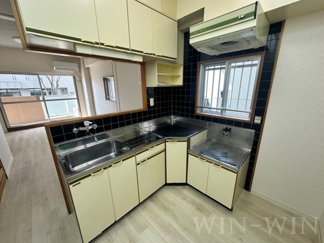 東マンションのキッチン|イメージ（同建物内別部屋の写真です）