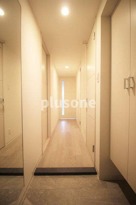 【玄関】 | ウルバーノイリス