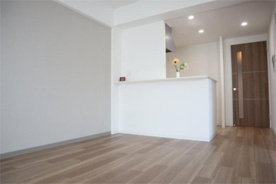 【内装】 | ウルバーノイリス