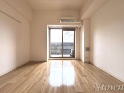 【居間・リビング】 | プレサンス池下トレス | ゆったりとしたリビングです