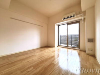 【居間・リビング】 | プレサンス池下トレス | おしゃれな居間です