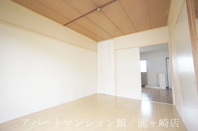 サンハイツ布川台の洋室