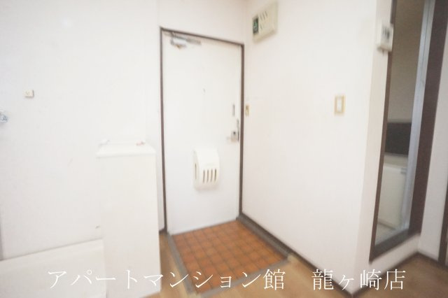 サンハイツ布川台の玄関