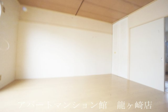 サンハイツ布川台の居間・リビング