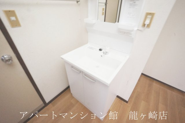 サンハイツ布川台の独立洗面台