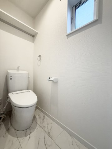 新築戸建　大東市三箇1丁目のトイレ