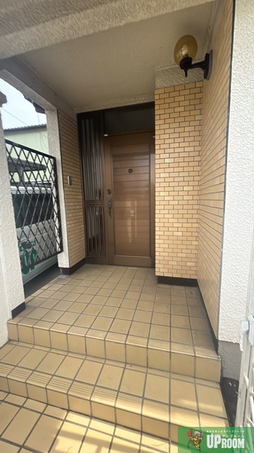 一宮浅井貸家のエントランス