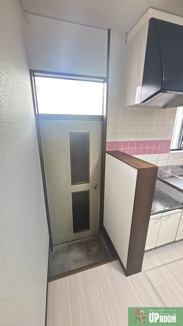 一宮浅井貸家の玄関