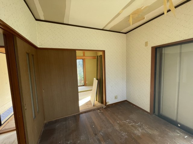 長生郡長生村一松丙中古戸建の洋室