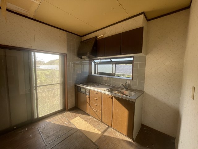 長生郡長生村一松丙中古戸建のキッチン