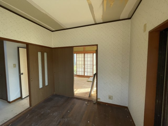 長生郡長生村一松丙中古戸建の洋室