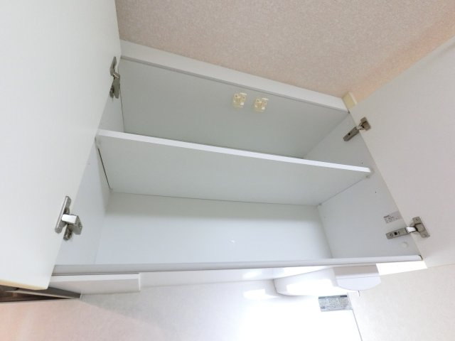 ナリトモ宮崎Bの収納