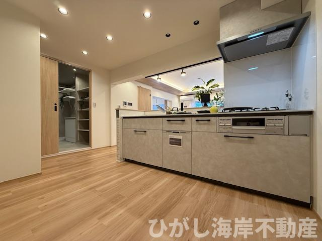 サンビーチ平塚2号棟のキッチン|新規リフォーム完了！　キッチンスペース