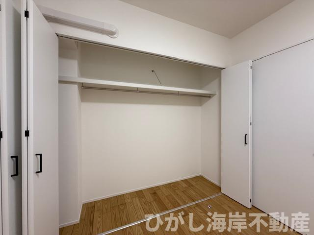 ライオンズマンション茅ヶ崎グランコーストの収納|新規リフォーム完了！　各居室　収納スペース付き