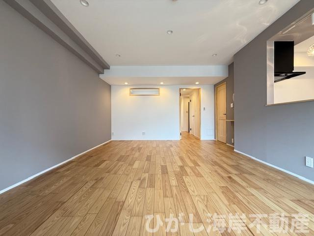 ライオンズマンション茅ヶ崎グランコーストの居間・リビング|新規リフォーム完了！　19.2帖　LDK