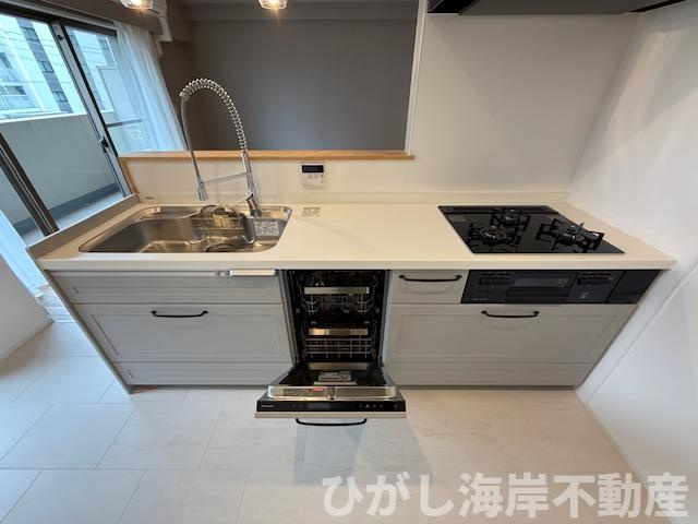 ライオンズマンション茅ヶ崎グランコーストのキッチン|新規リフォーム完了！　食洗器付きシステムキッチン