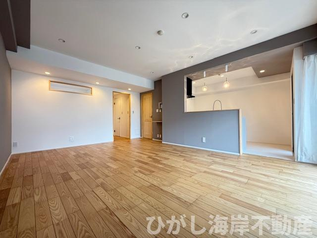 ライオンズマンション茅ヶ崎グランコーストのダイニング|新規リフォーム完了！　19.2帖　LDK